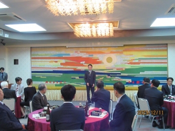 森永龍一氏の挨拶